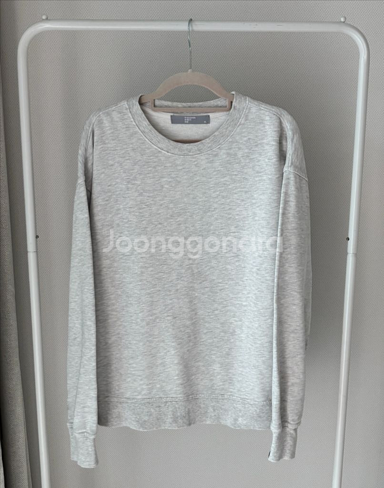 여성 맨투맨 상의--0