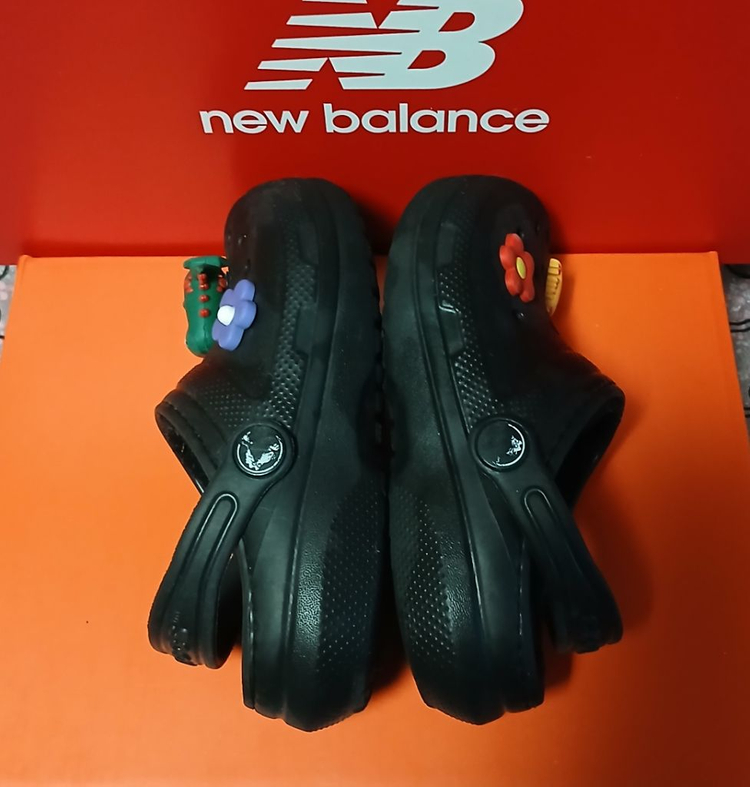 크록스 털크록스C11. 지비츠포함--4