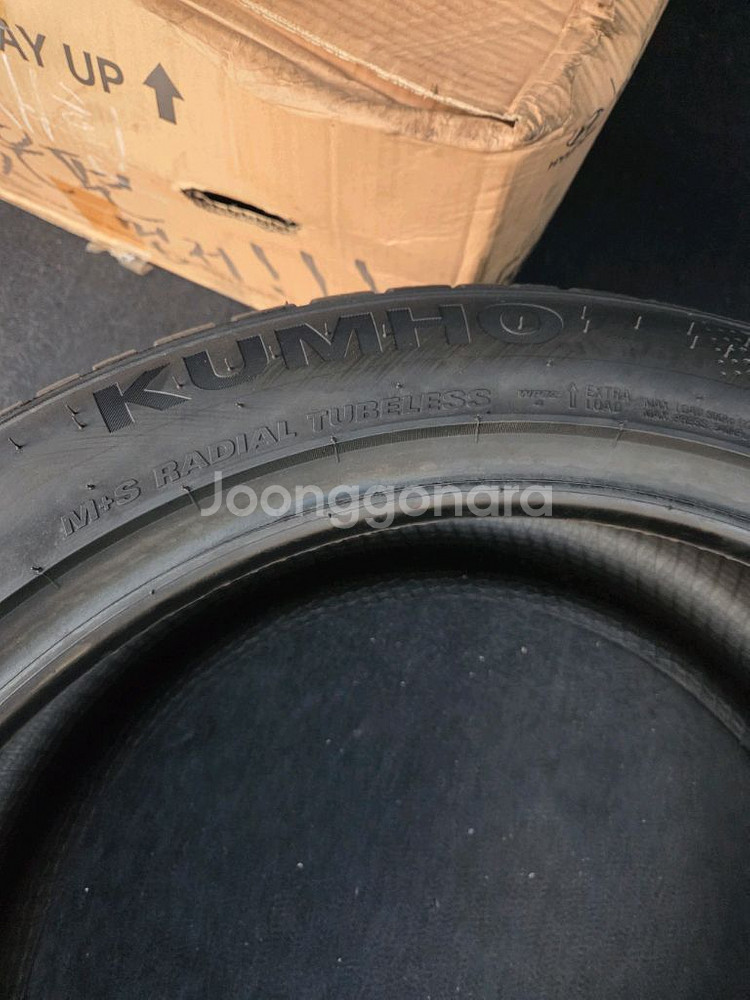 신형그랜져 18인치휠, 스노우타이어 각1개 싸게 급처합니다--4