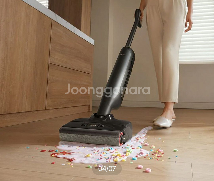 무선 물걸레 청소기 아쿠아 건습식 진공청소기--1