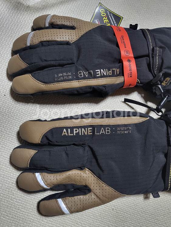 K2 고어텍스 방한장갑 M & L (미사용)--1