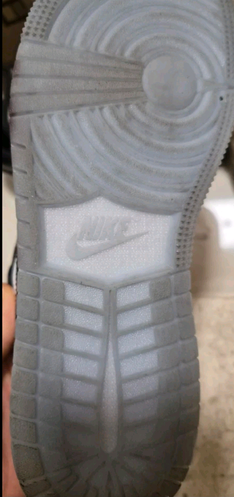 나이키 조던 DV1333-100 흰검 운동화 230mm--4