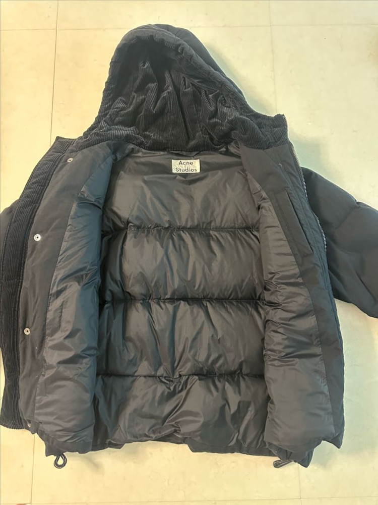 아크네스튜디오 구스 패딩--4