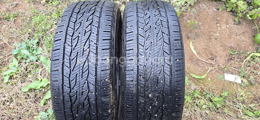 컨티넨탈 255/55R20 타이어 2개 팝니다.--3