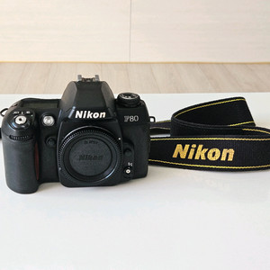 니콘 F80S 필름 카메라