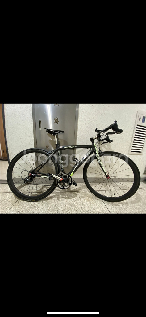 로드 자전거 판매 합니다.--4