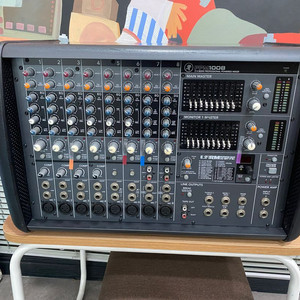 맥키 PPM1008 8채널 1600W 파워드믹서