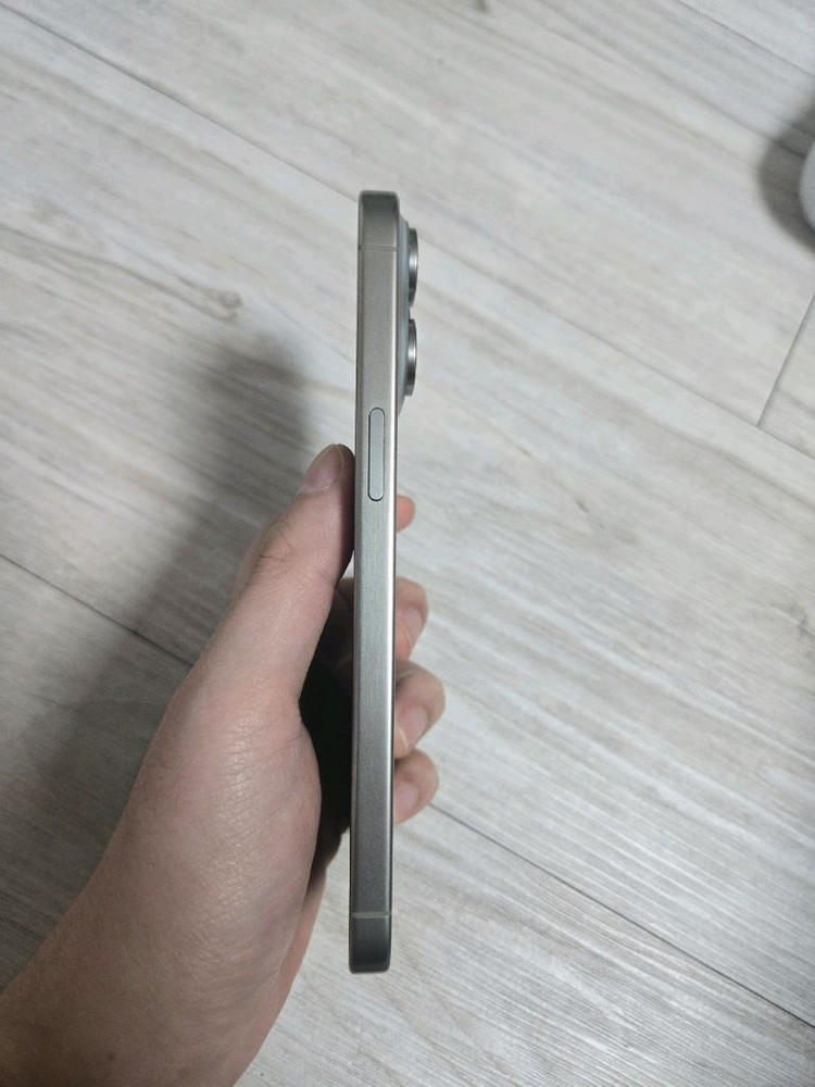 애플케어플러스)아이폰15 프로맥스 1테라 네츄럴 자급제.--2