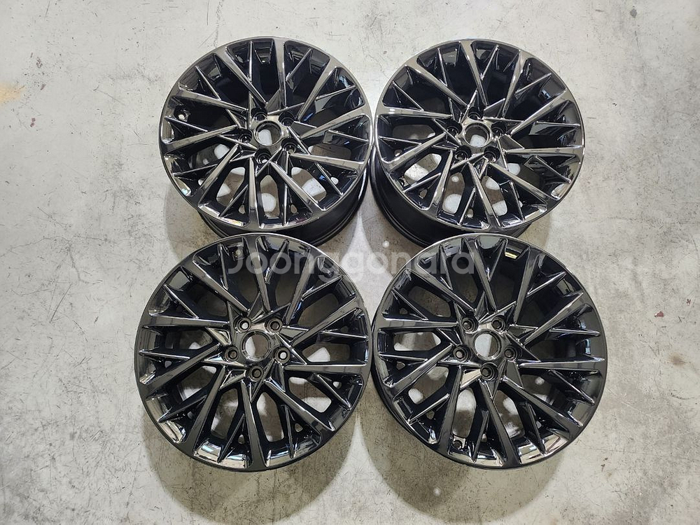 쏘나타 DN8 18인치 인스퍼레이션 블랙휠 순정휠 중고휠 팝니다--1