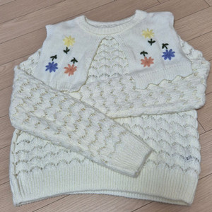 쿠오세 니트 m 새제품