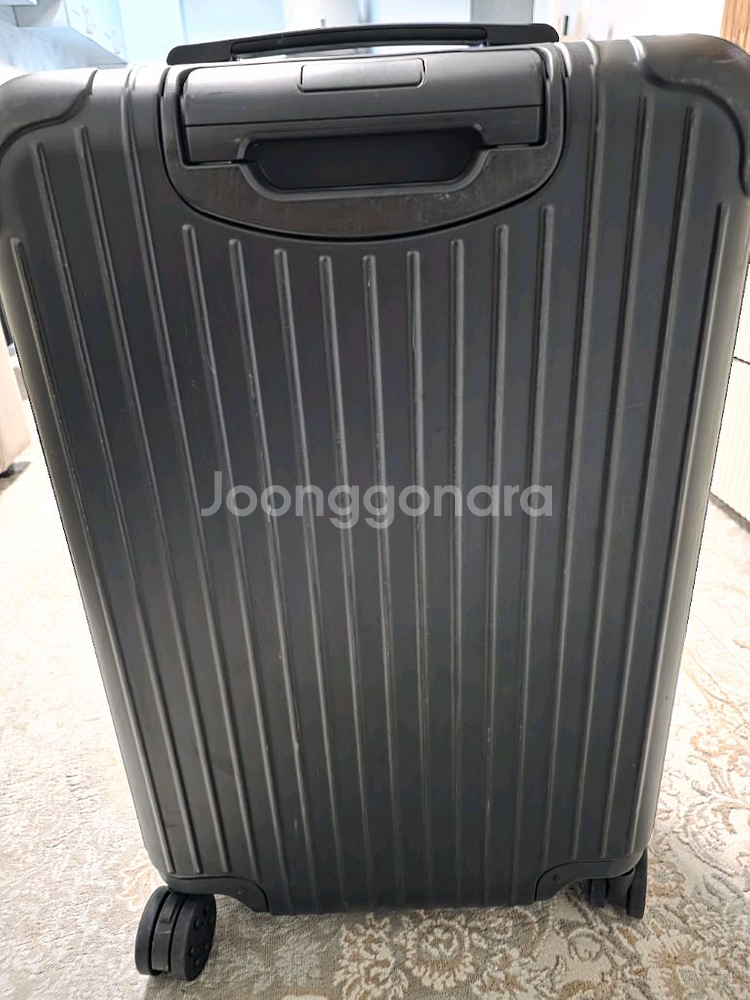 리모와 에션셜 체크인 M 블랙--0