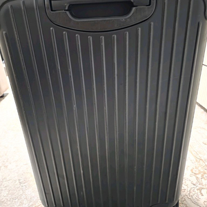 리모와 에션셜 체크인 M 블랙