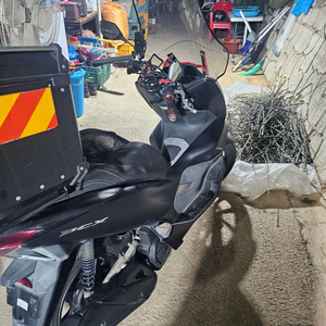 pcx125 저렴하게 판매합니다
