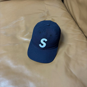 Supreme 슈프림 24ss 시어서커 블랙 S로고 6패널 볼캡 모자 (Seersucker Black)