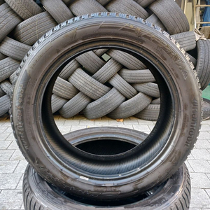 225 50 18 한국타이어 (윈터타이어) 한대분 판매합니다