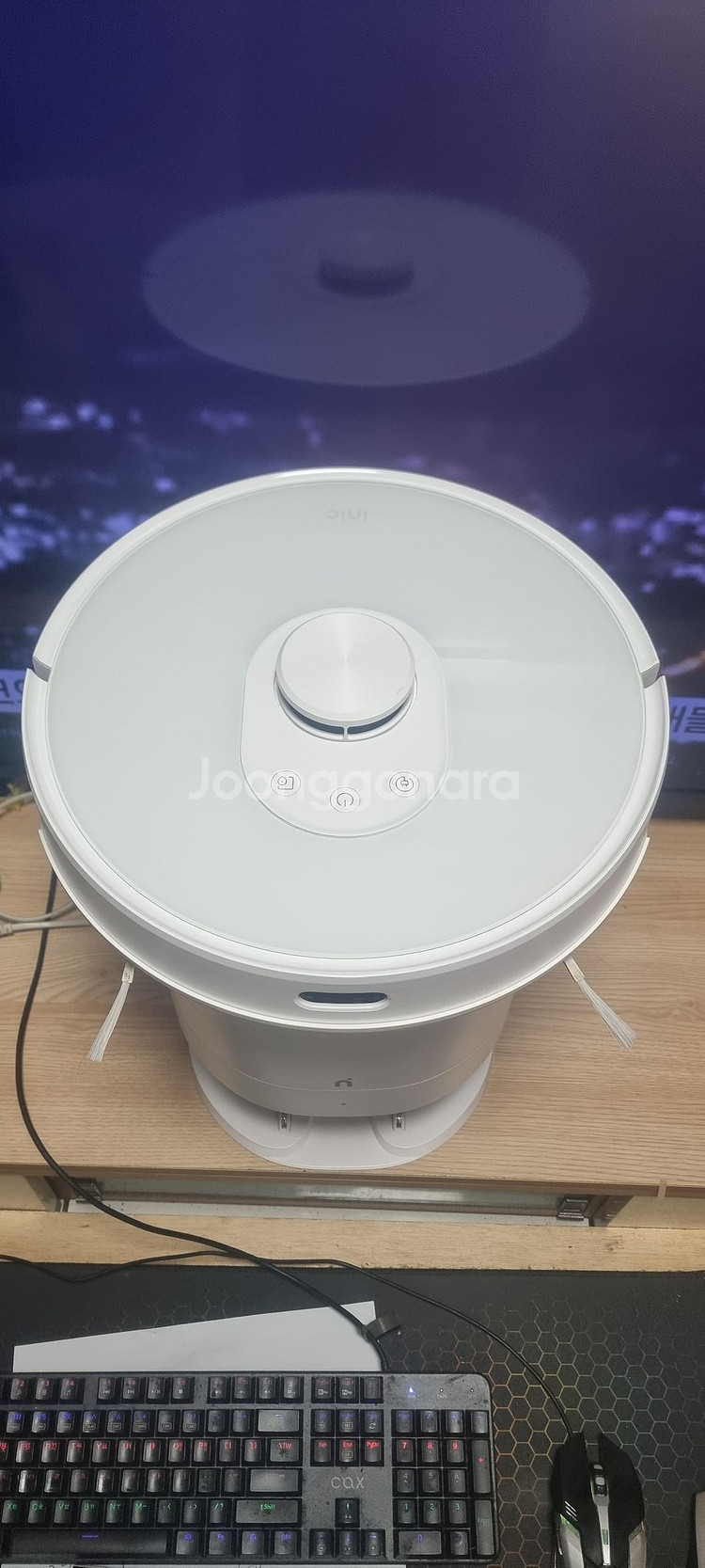 아이닉 i9 로봇 청소기 판매합니다--1