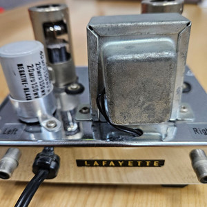 진공관 포노 앰프 이미지