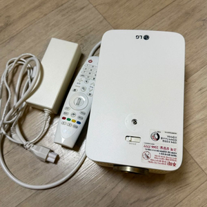 LG 시네빔 HF60LA 빔프로젝터