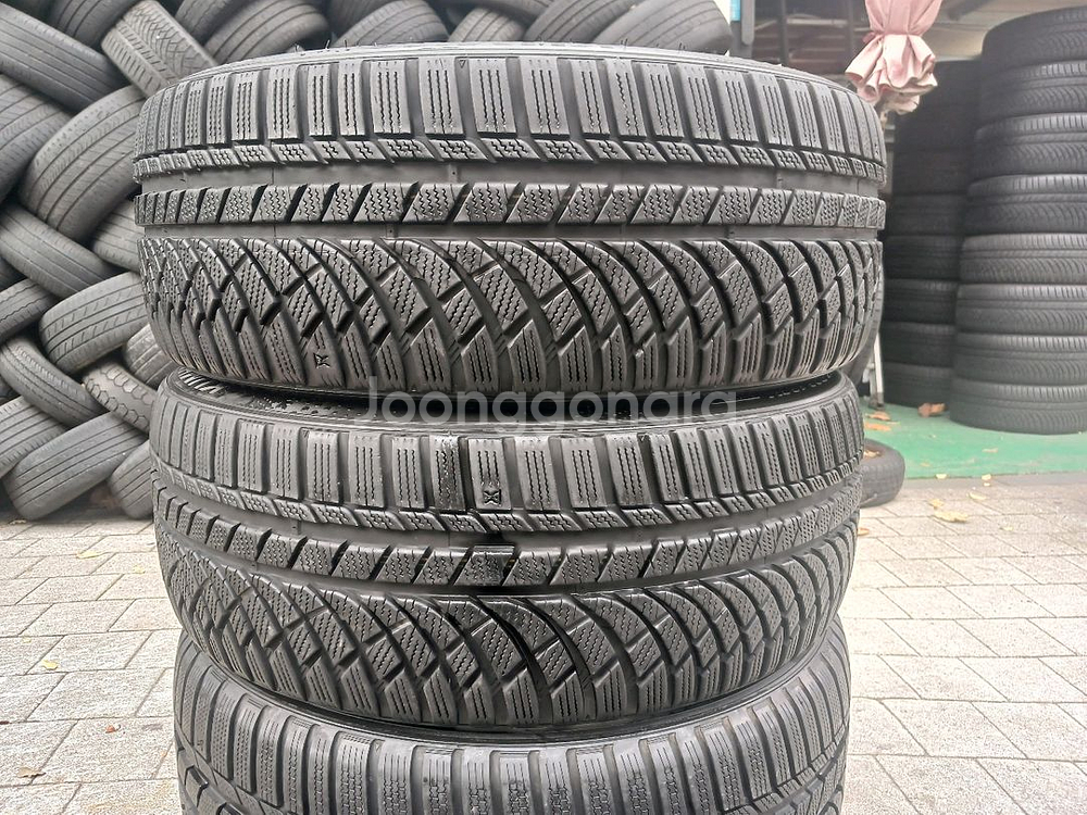 245 45 20/275 40 20 금호 윈터크래프트 윈터타이어 한대분 판매 (임판급타이어)--2