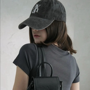 어반드레스 Aa 피그먼트 여성 캡모자