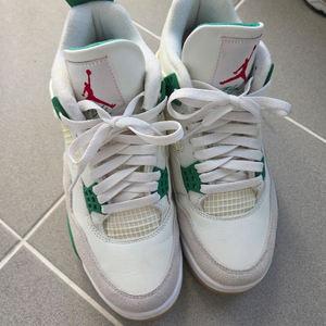 나이키 조던 4 나이키 SB 레트로 SP 파인 그린 255