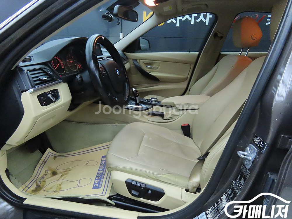 [BMW]3시리즈 (F30) 320d #가을특가--4