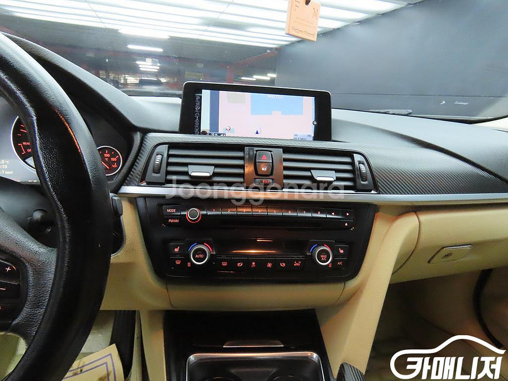 [BMW]3시리즈 (F30) 320d #가을특가--9