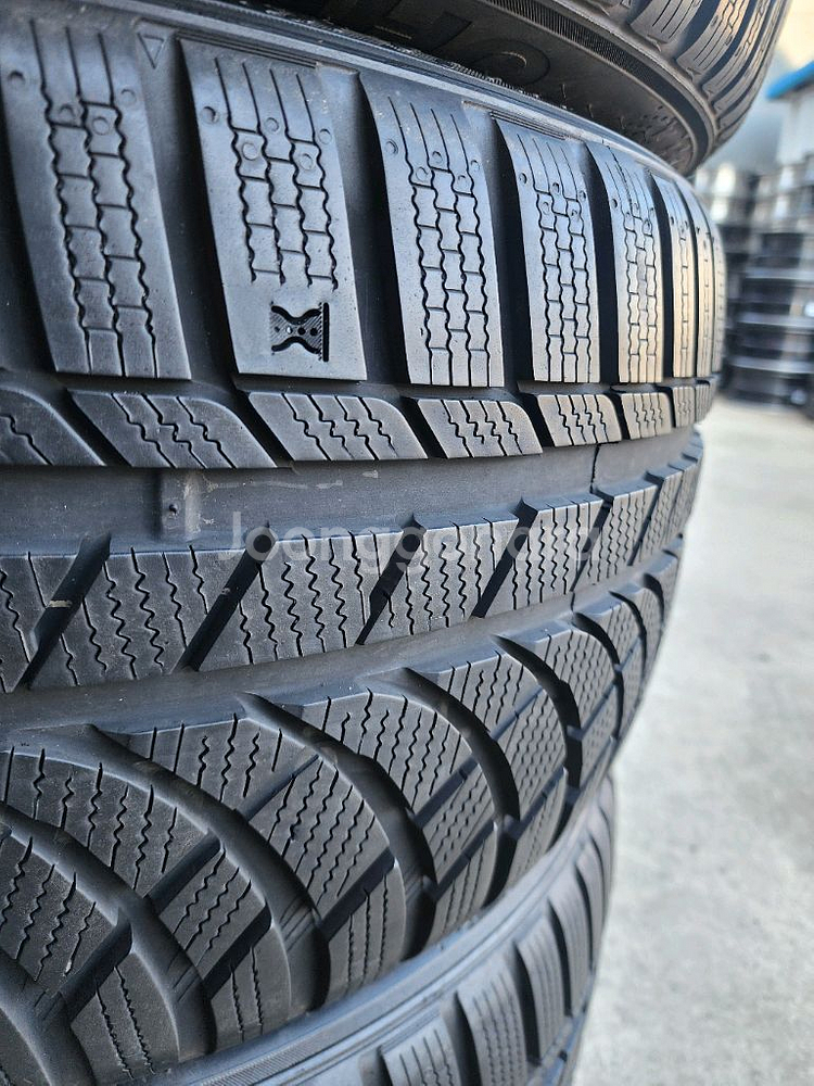 금호 윈터타이어 245 45 18, 275 40 18, 스노우타이어--7