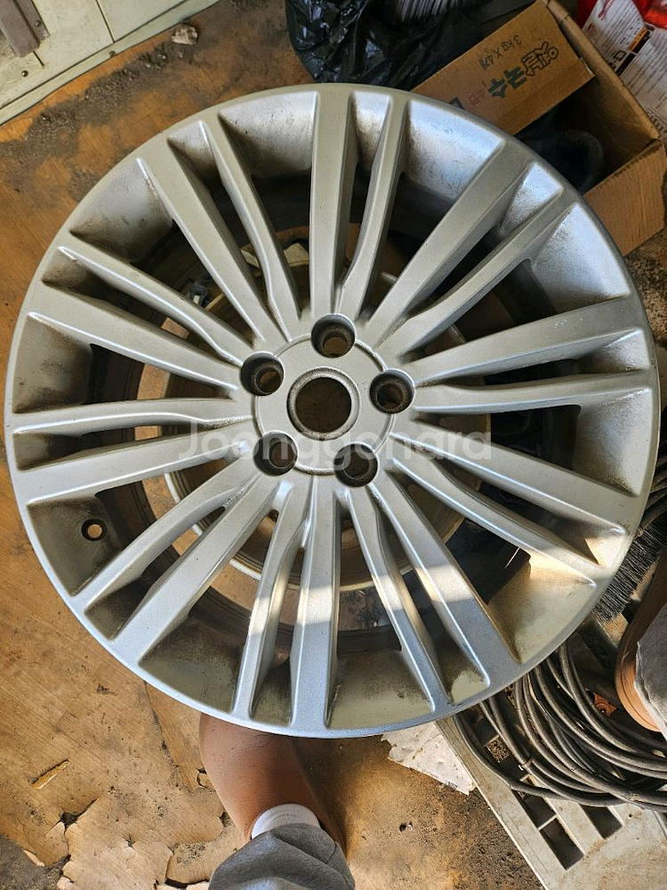 20인치 순정 알로이 휠--2