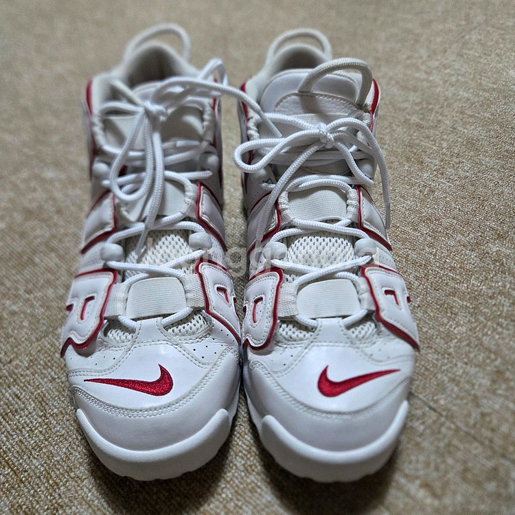 (270) 나이키 에어 모어 업템포 바시티레드--3