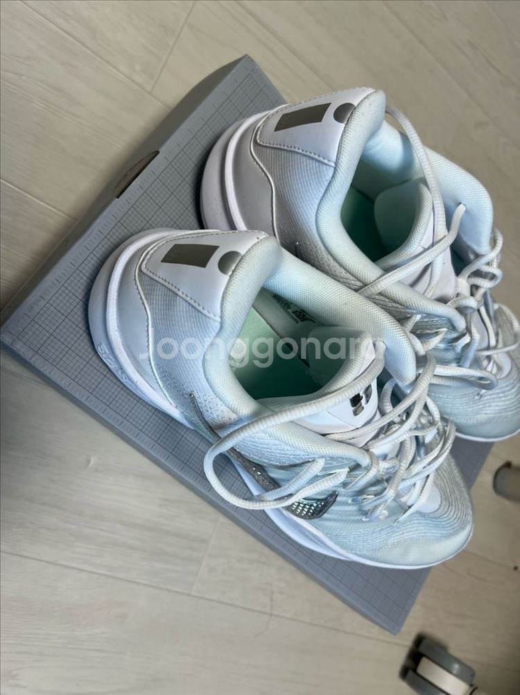 나이키 사브리나3 315 사이즈 판매합니다.--2