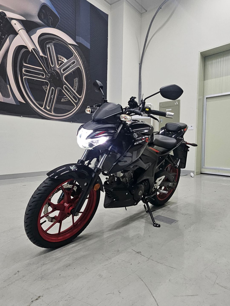 GSX-S125 19년식 상태 최상급 판매합니다 ! 이미지