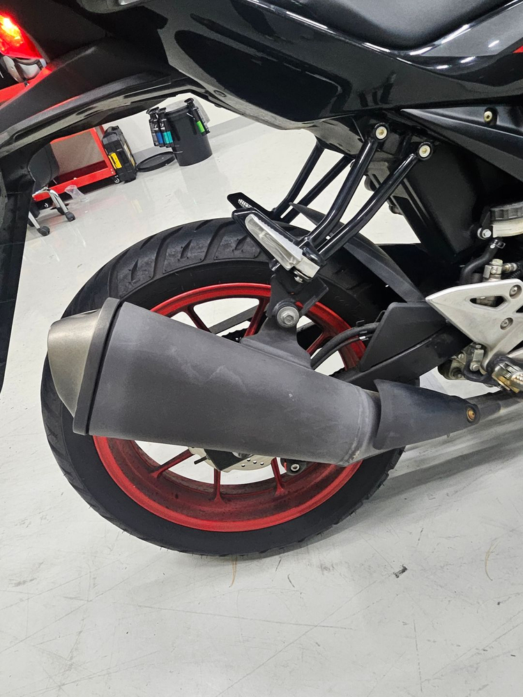 GSX-S125 19년식 상태 최상급 판매합니다 ! 이미지