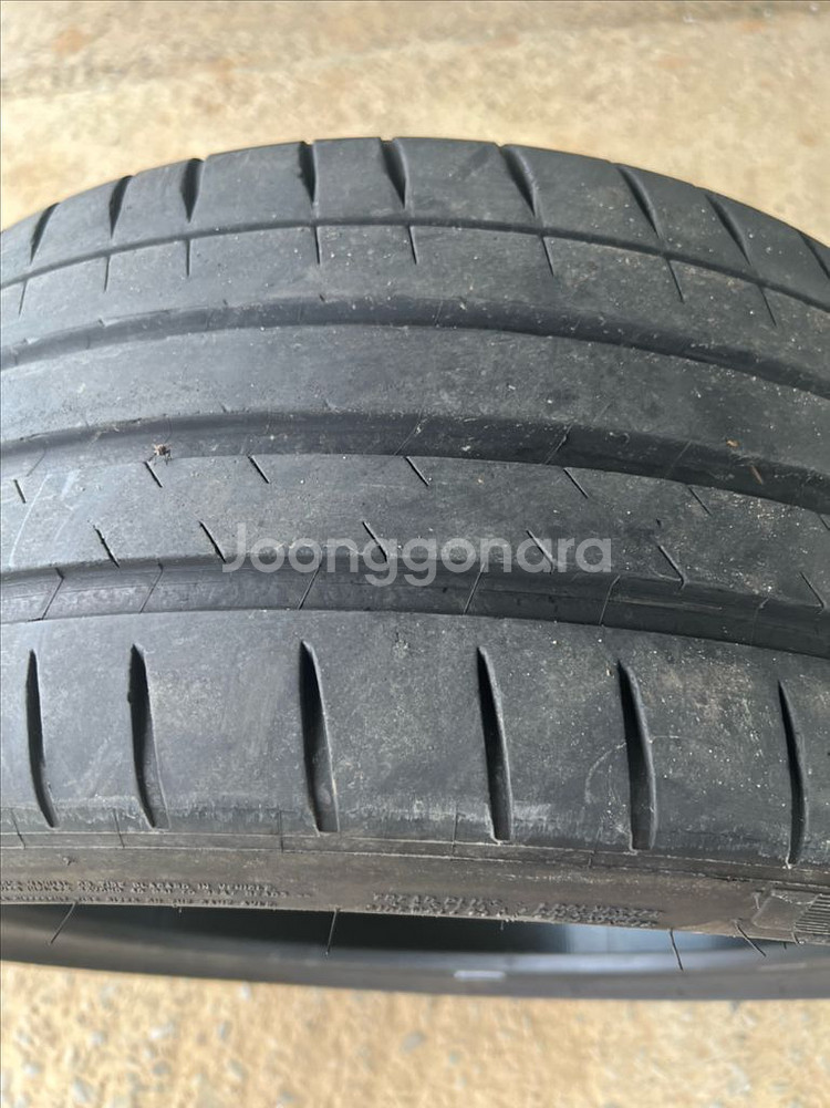 미쉐린 ps4s 245 35 19 한짝입니다--4