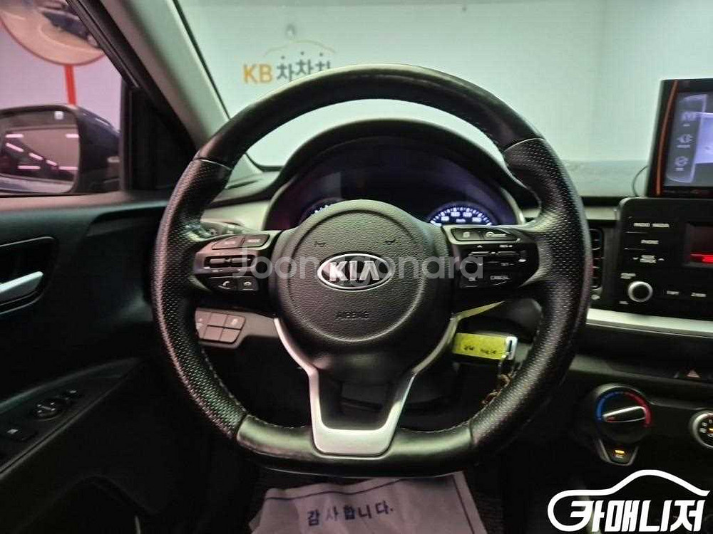 [기아]스토닉 디젤 1.6 디럭스 (5인승) #가을특가--8