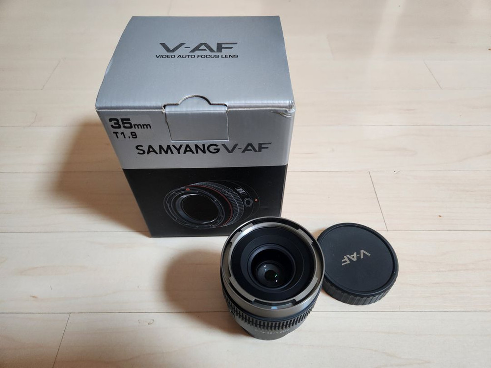 삼양 v-af 35mm F1.8 FE 마운트 렌즈--1