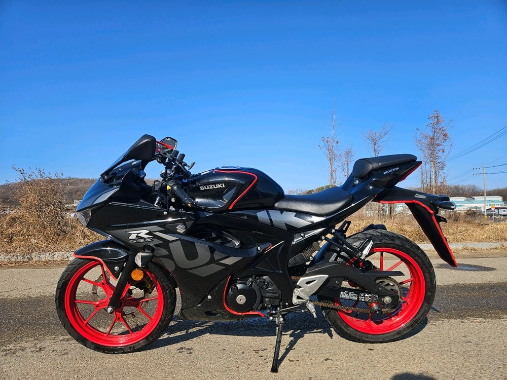 스즈키GSX-R125/21년식/1만키로/245만원 이미지