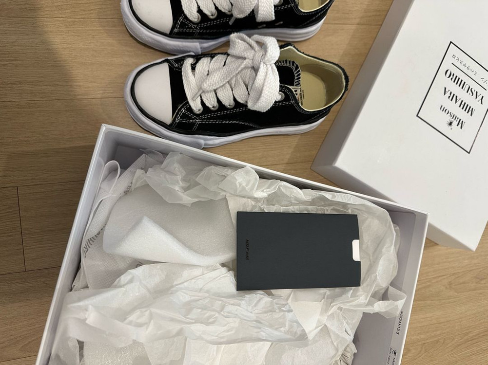 메종 미하라 야스히로 피터슨 OG 솔 캔버스 로우 스니커즈 블랙A01FW702-BLACK 37사이즈 이미지