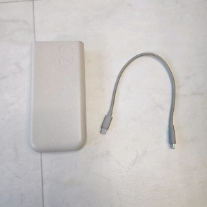 삼성 보조베터리 C타입 20000mAh와 전용 파우치