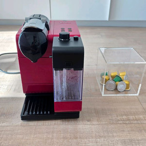 네스프레소 커피머신 라티시마 f411 이미지