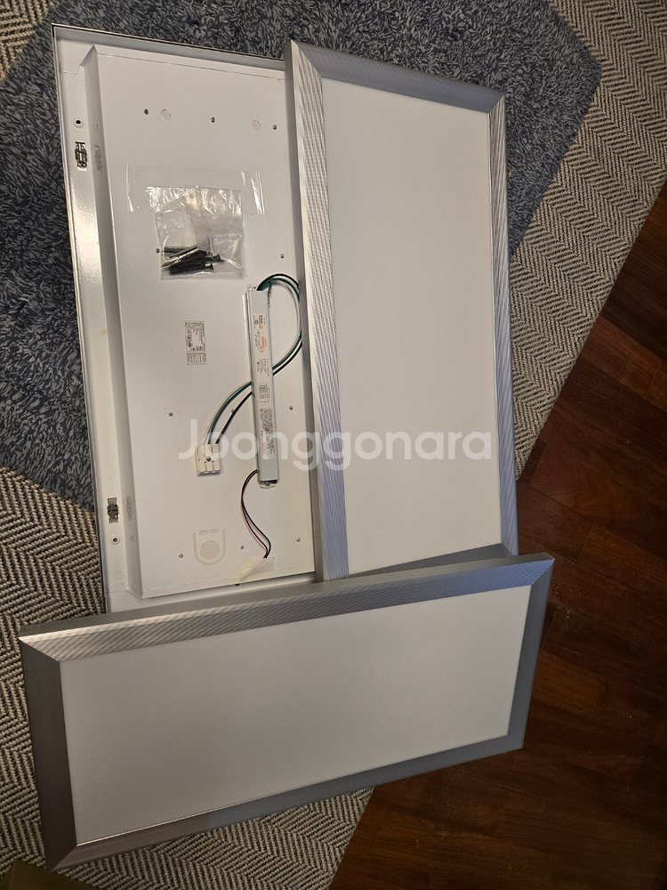 시그마 LED 엣지 매입형 조명 패널 630x320 3개 팝니다.--9