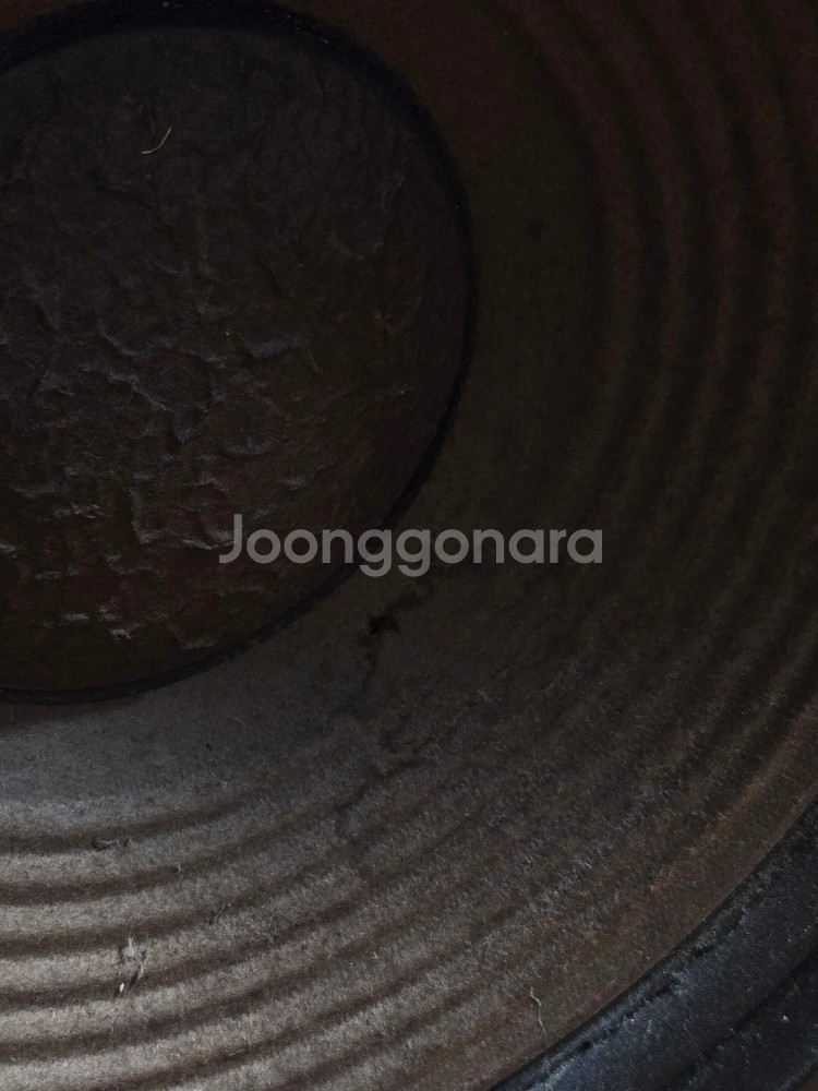 자작 원목 플로어스탠딩 스피커 한 쌍입니다--3