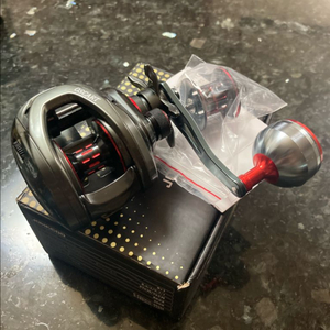 존쿠 오스카트 우핸들 5점대 베이트릴