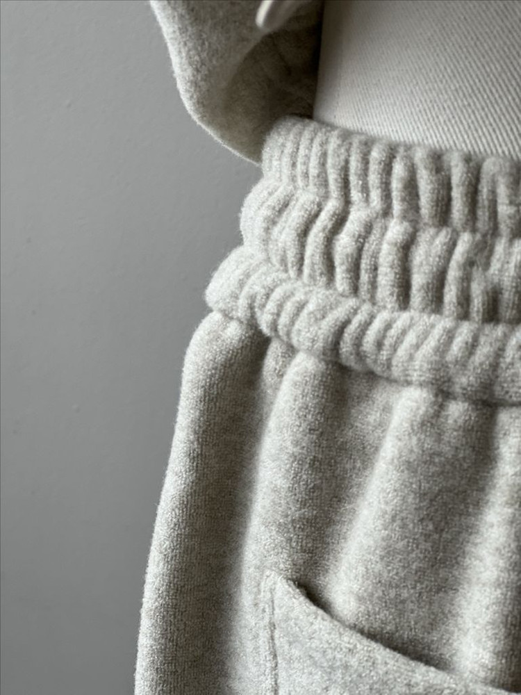 고급 니트 기모 트레이닝세트 오트밀 새제품--9