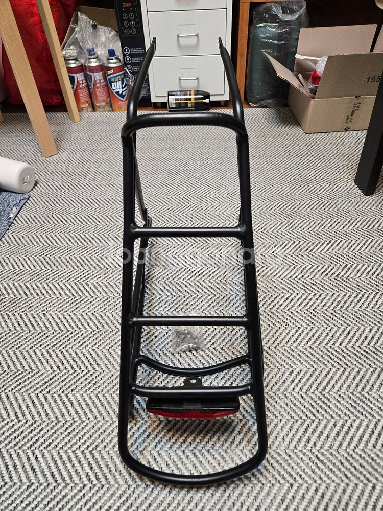 20인치 미니벨로 자전거 알루미늄 리어랙(짐받이) 팝니다.--4