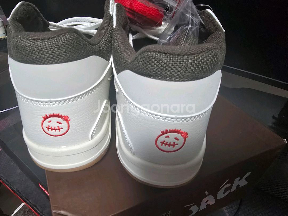 스캇잭맨270 포스루이비통270--2