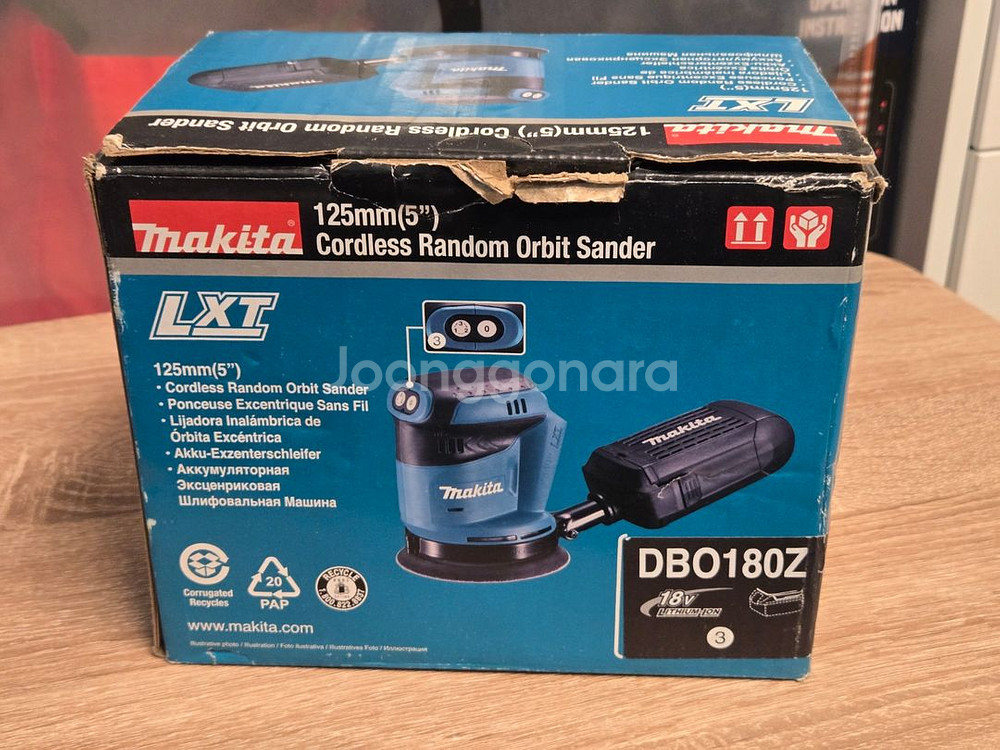 마키다 무선 샌딩기(DBO180Z) 베어툴 팝니다--3