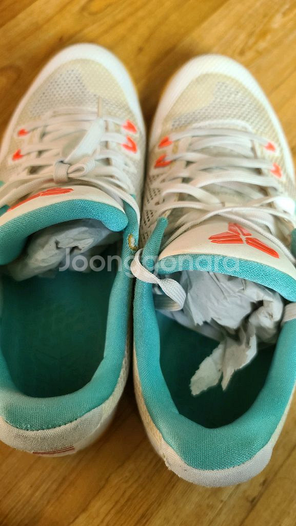 나이키 코비11 썸머팩(280사이즈)--1