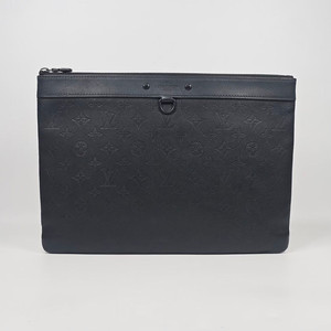 루이비통 모노그램 쉐도우 디스커버리 포쉐트 클러치백