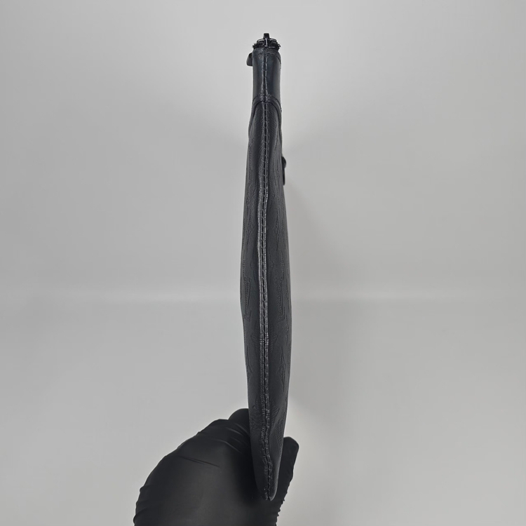 루이비통 모노그램 쉐도우 디스커버리 포쉐트 클러치백--3